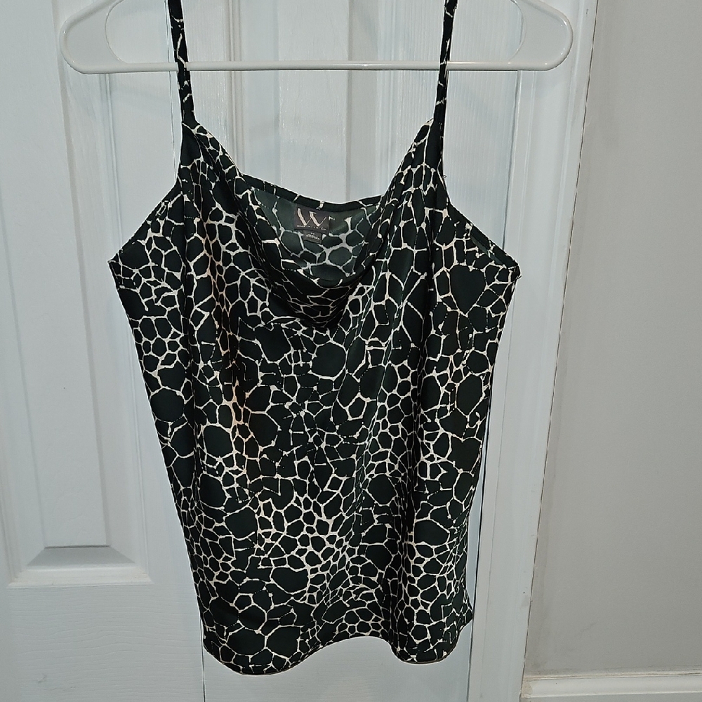 Worthington Dark Green and White Fitted Sleeveless Camisole